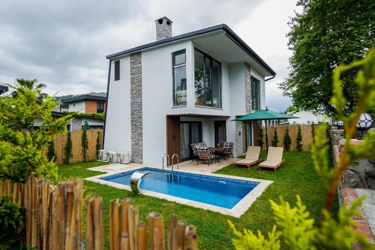 Vital Home Sapanca Isitmali Havuzlu Villa&Bungalov Exterior foto