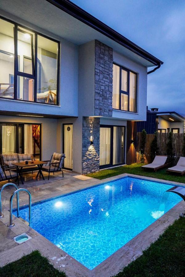 Vital Home Sapanca Isitmali Havuzlu Villa&Bungalov Exterior foto